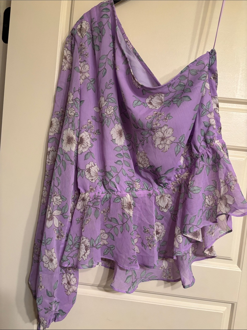 Vici Lavender Purple Floral One-Shoulder Blouse